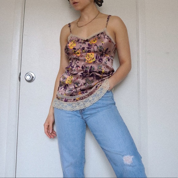 ODD MOLLY Silk Floral Lace Trim Tank Top - Picture 10 of 10